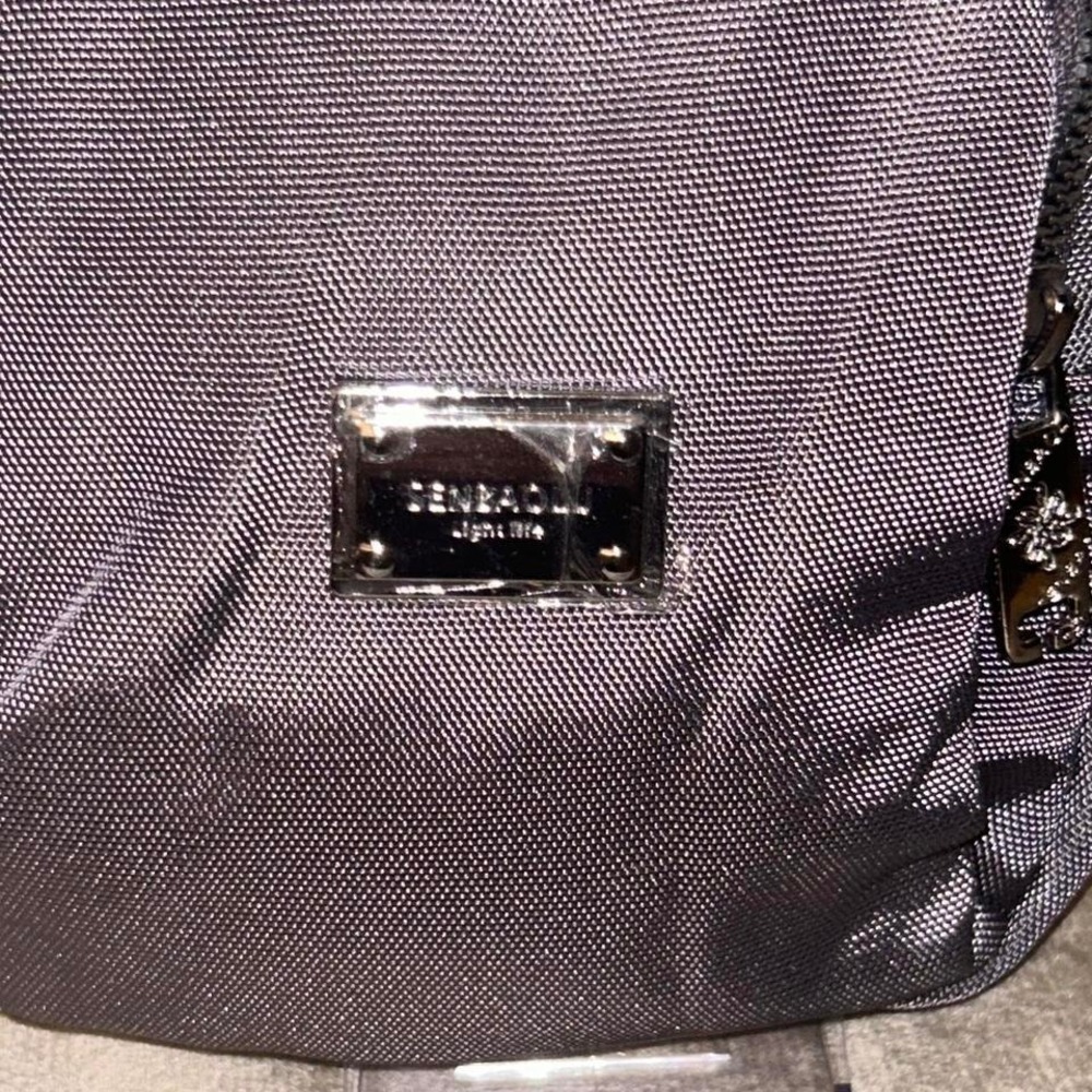 Gray crossbody/belt bag NWT - Picture 3 of 8